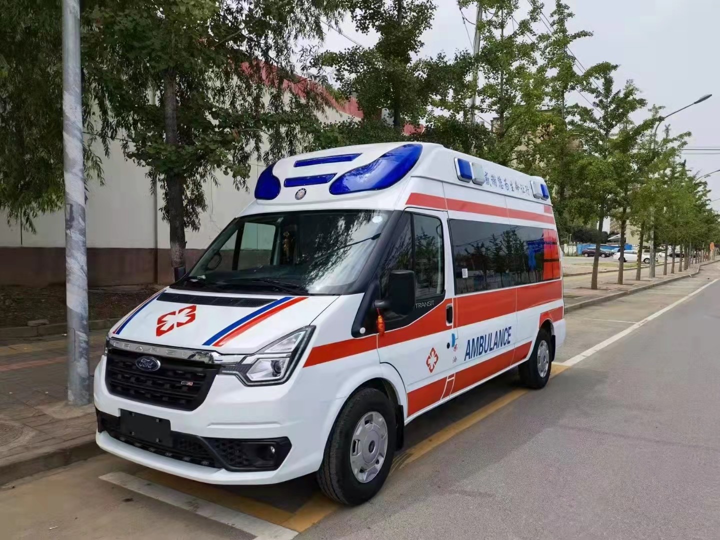 个旧市妇婴监护型护送